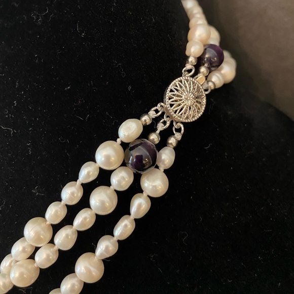 Triple strand cultured pearl & lapis necklace 20” classic old money timeless - Picture 6 of 13